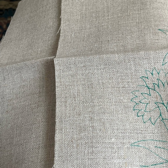 Embroidery pillow kit - Picture 13 of 15